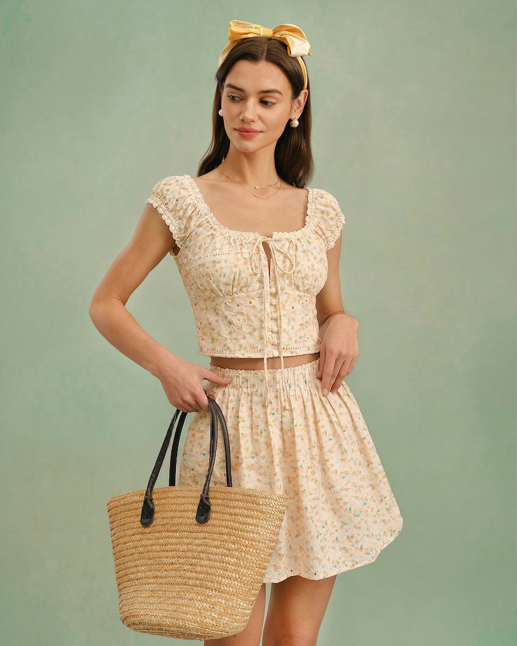 Blusa Amarilla Cuello Cuadrado Floral