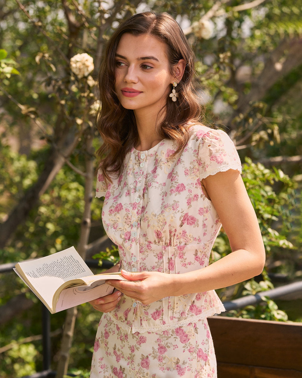 Blusa Rosa Floral Bordado Botones