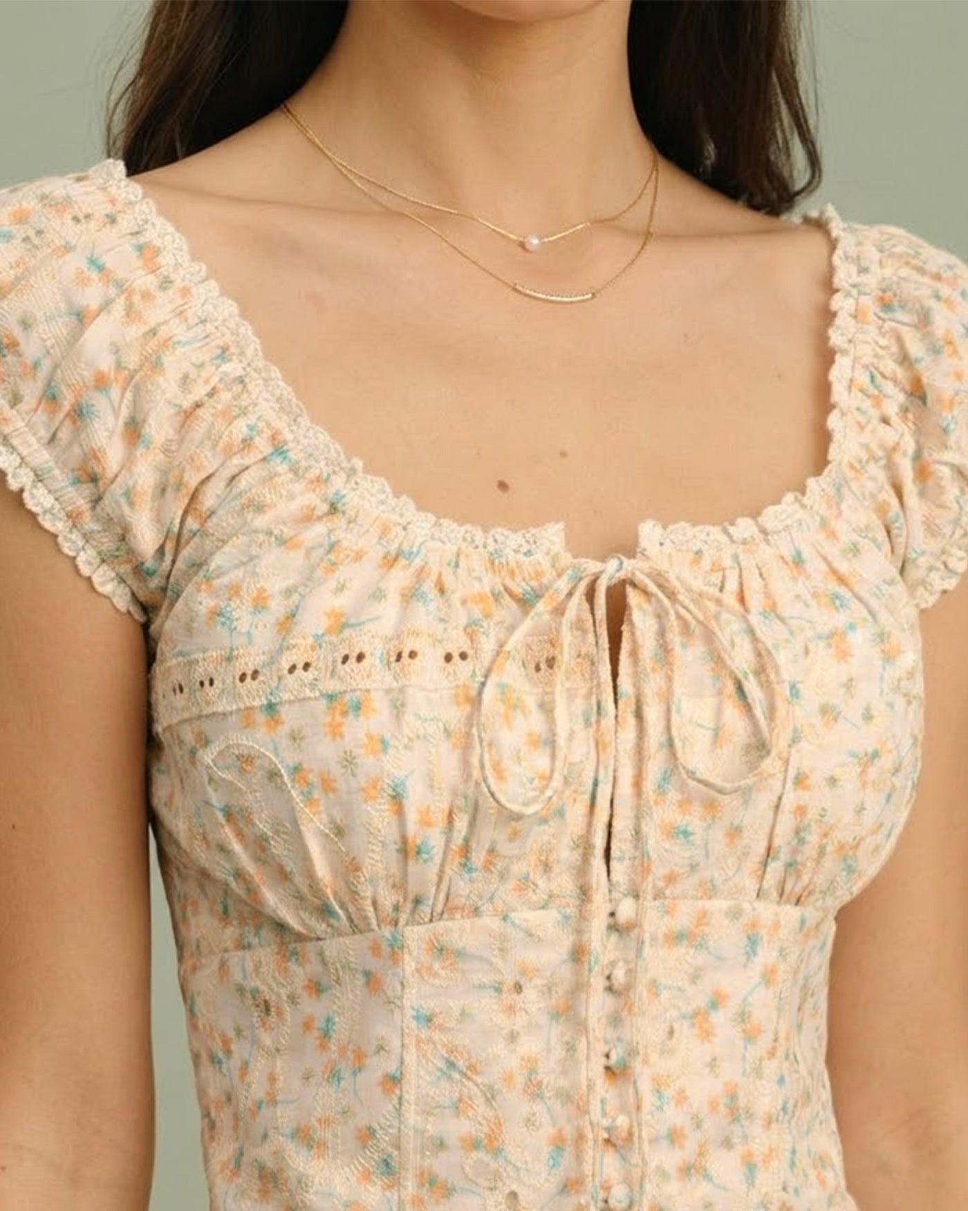 Blusa Amarilla Cuello Cuadrado Floral