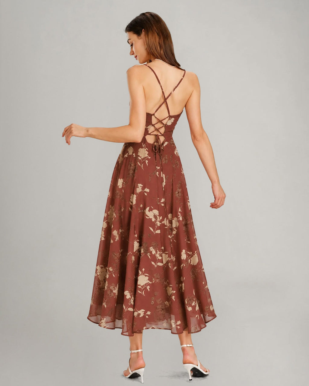 Vestido Maxi Rojo Cuello Cuadrado Cruce en X Floral