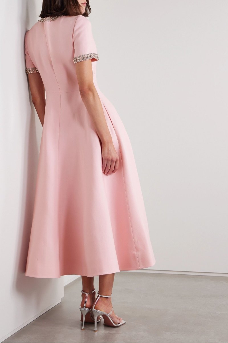 Aria™ | Vestido Midi con Lazo y Adornos de Cristal